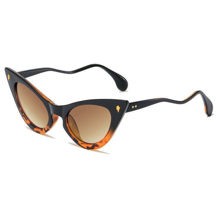 Women's Cat-Eye Sunglasses with Mirrored Lenses and Elegant Detail Stornfield