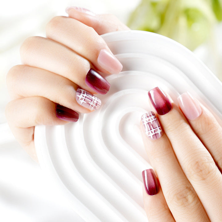 Stylish Gradient Press-On Nail Set Stornfield