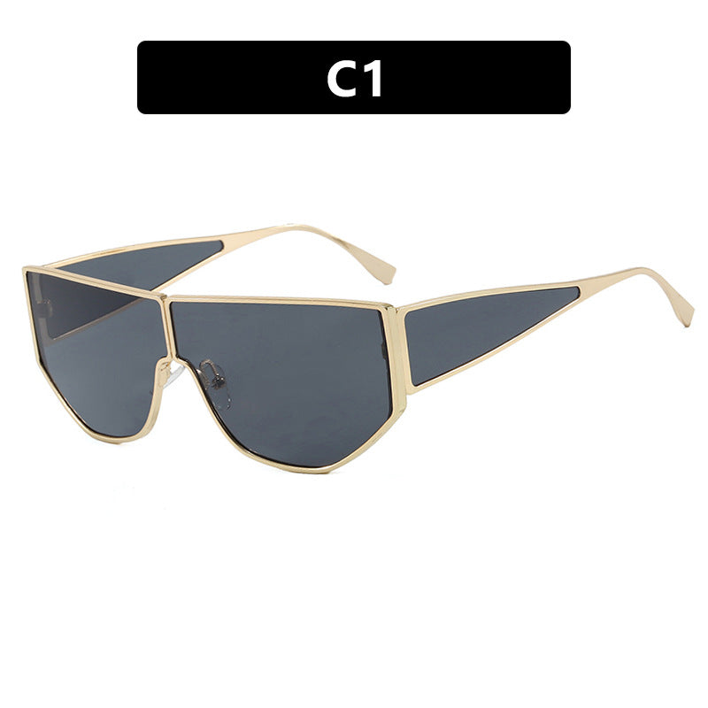 Women's trendy oversized sunglasses with distinctive geometric design Stornfield