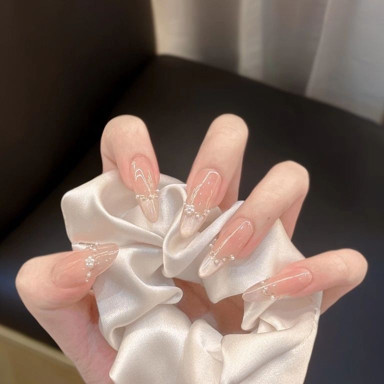 Decorative Press-On Nails Stornfield