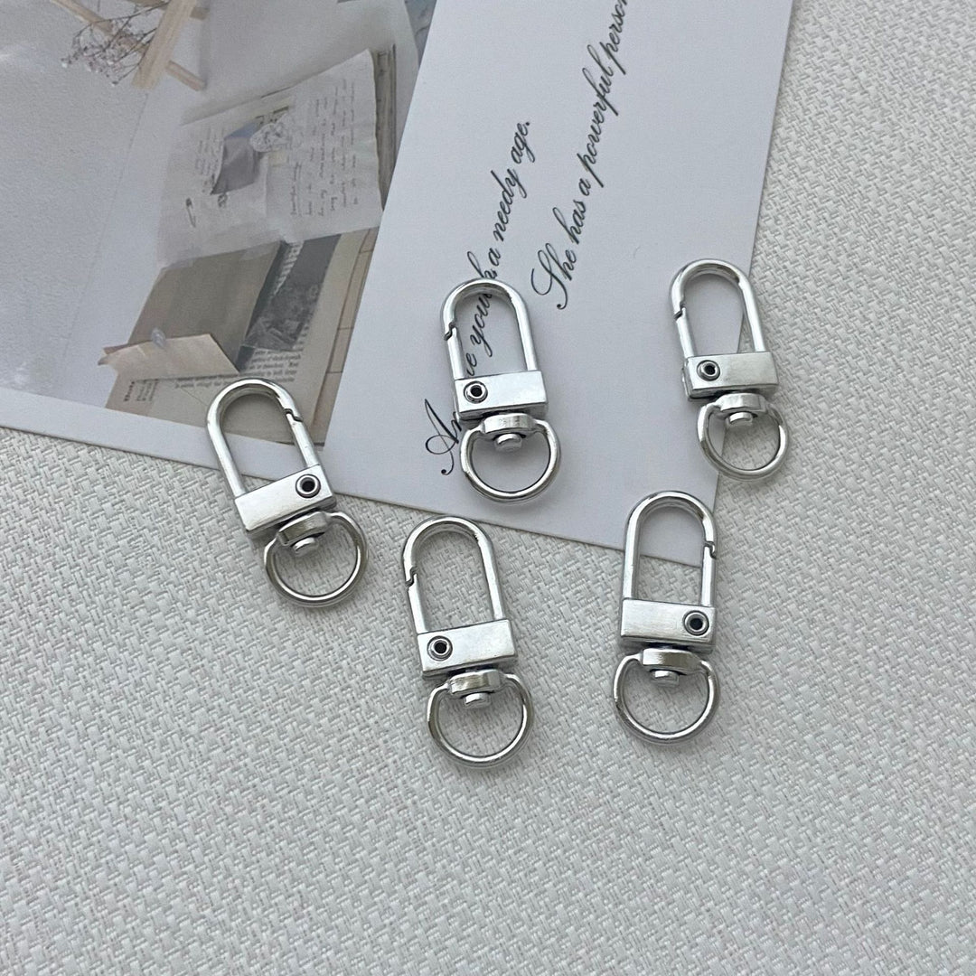 Versatile Metal Carabiner Clip Stornfield