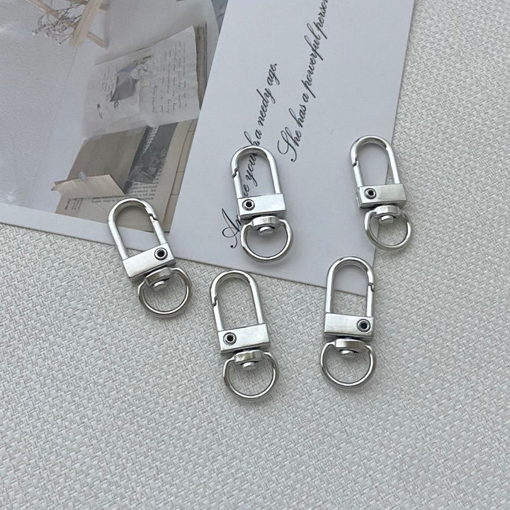 Versatile Metal Carabiner Clip Stornfield