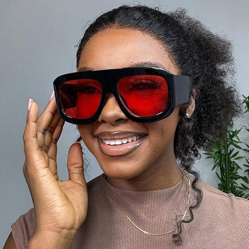Women's fashionable oversized sunglasses with distinctive design Stornfield