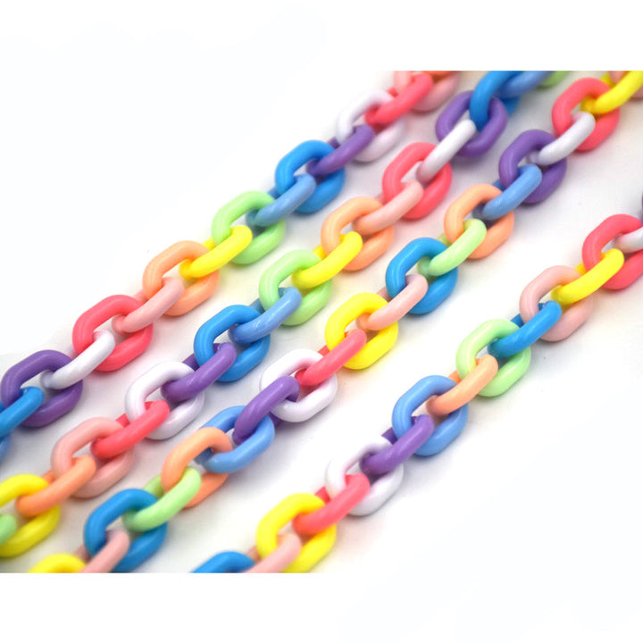Stylish Acrylic Chain Stornfield