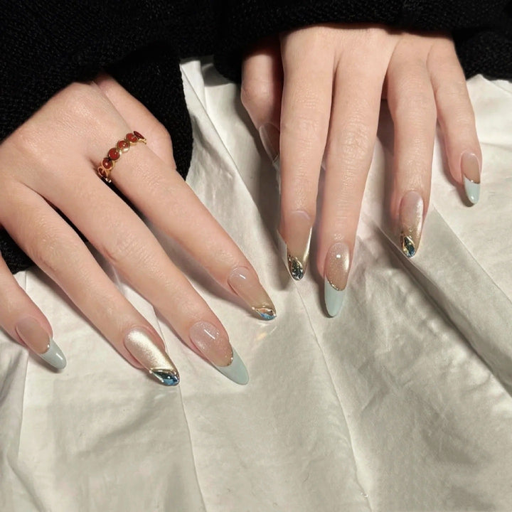 Artistic Character-Embellished Press-On Nails Stornfield