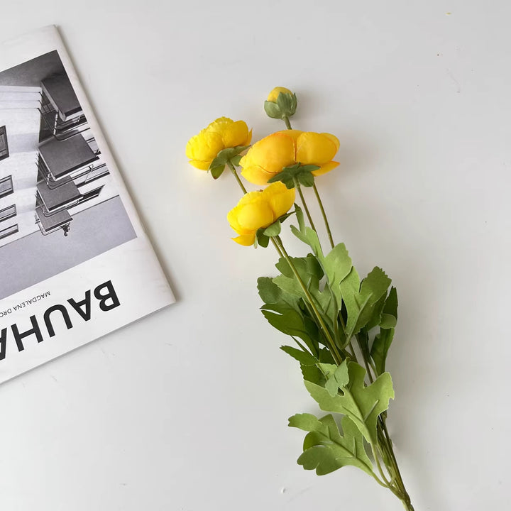 Lifelike Artificial Ranunculus Stem