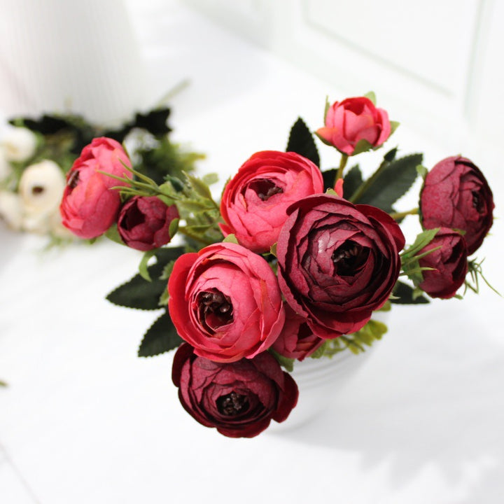 Lifelike Floral Decorative Bouquet