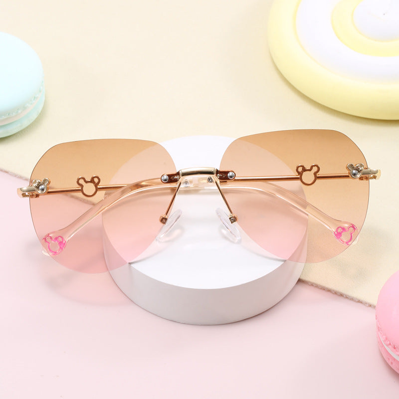 Women's lightweight geometric sunglasses with unique frame and mirrored lenses Stornfield