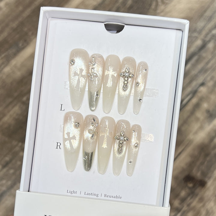Elegant Stiletto Press-On Nail Set with Decorative Accents Stornfield