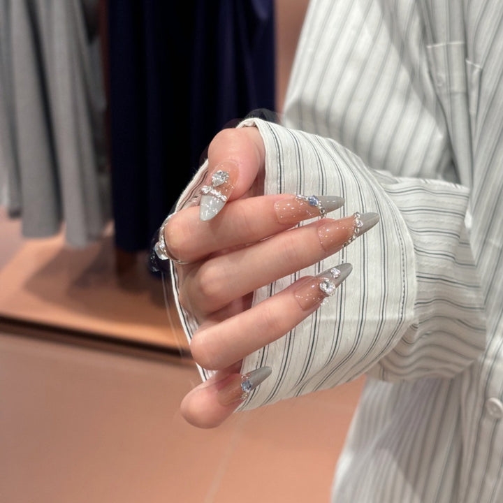 Glamorous Rhinestone-Embellished Press-On Nails Stornfield