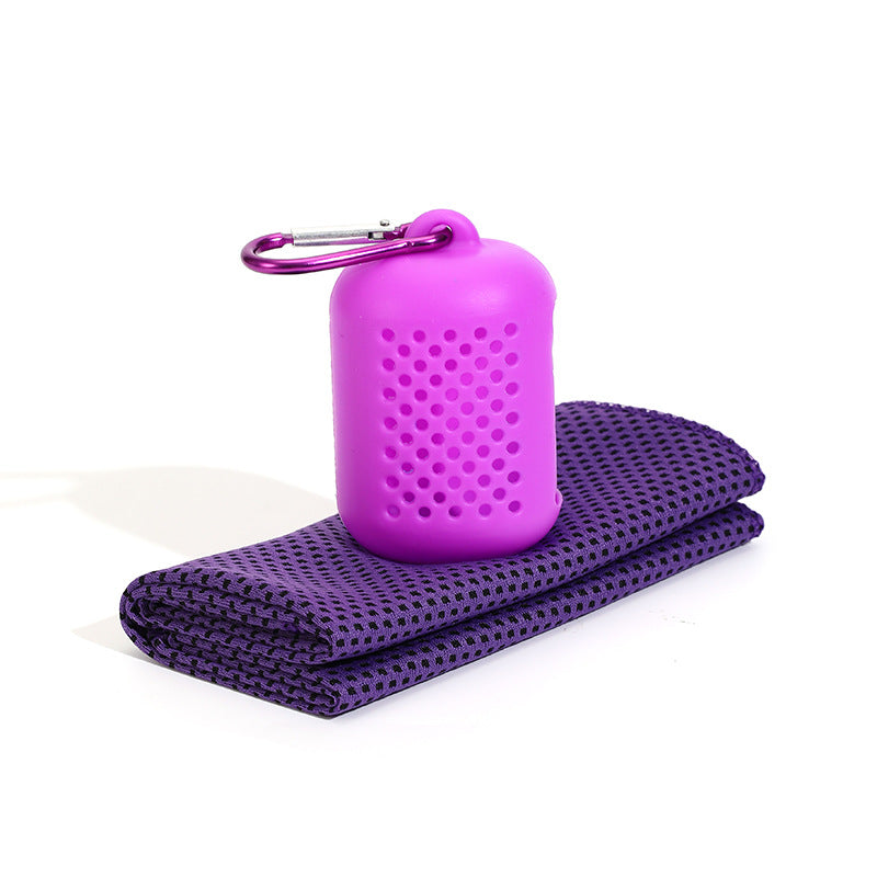 Unisex cooling towel in storage case Stornfield