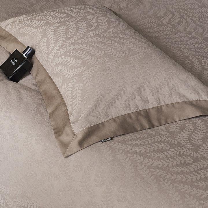 Washed Cotton-Linen Textured Duvet Cover Set with Matelassé Finish and Pillow Shams