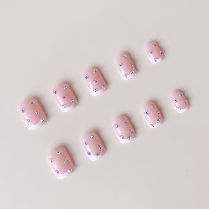 Elegant artificial nail set with sparkling rhinestone decorations Stornfield