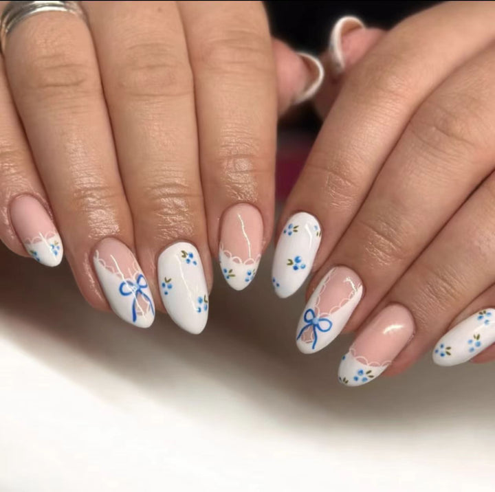 Detailed Floral Design Press-On Nails Stornfield