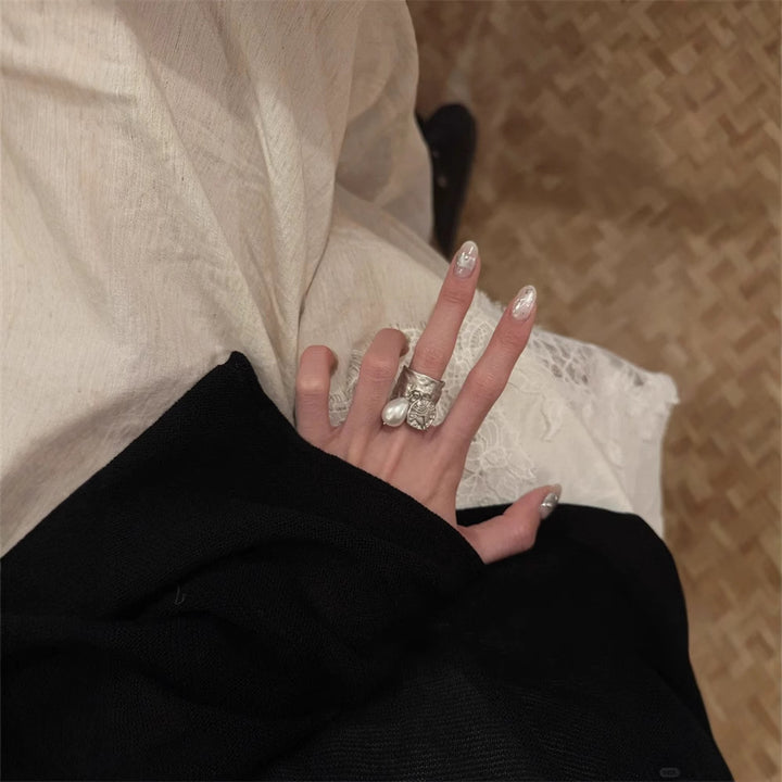 Artificial nails with decorative accents Stornfield