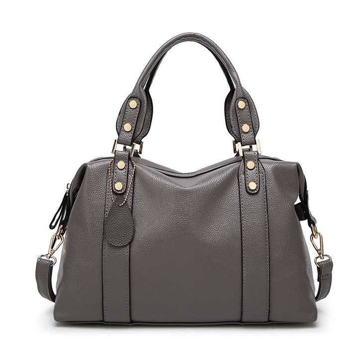 Versatile handbag with removable shoulder strap Stornfield