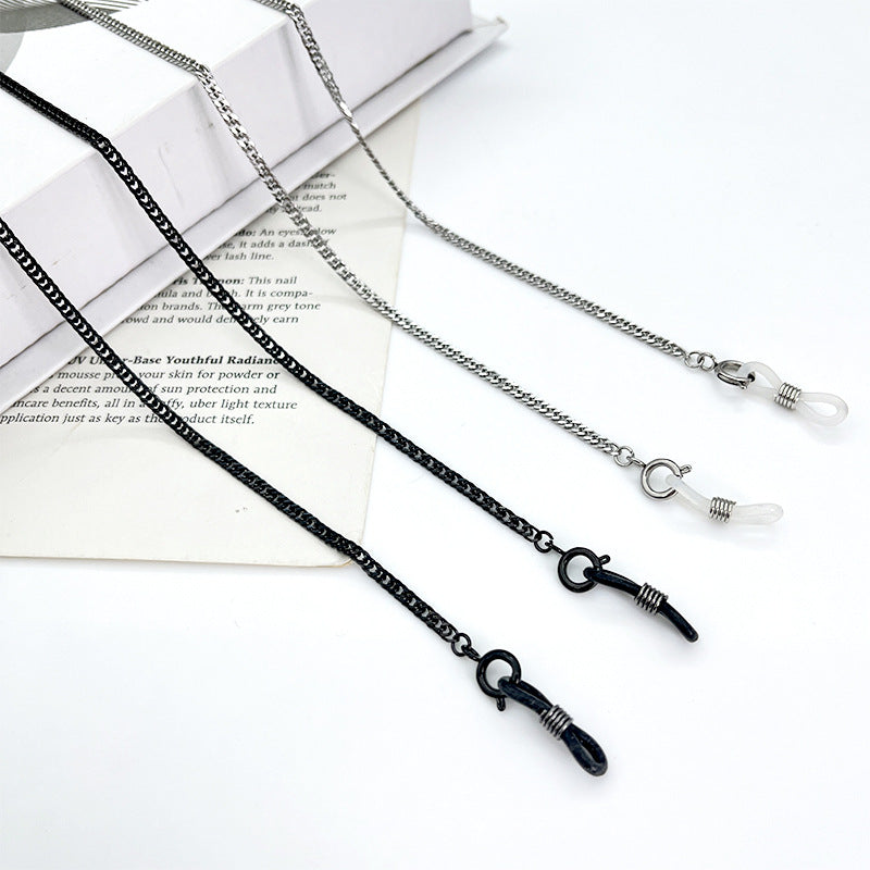 Metallic Eyewear Chain Stornfield