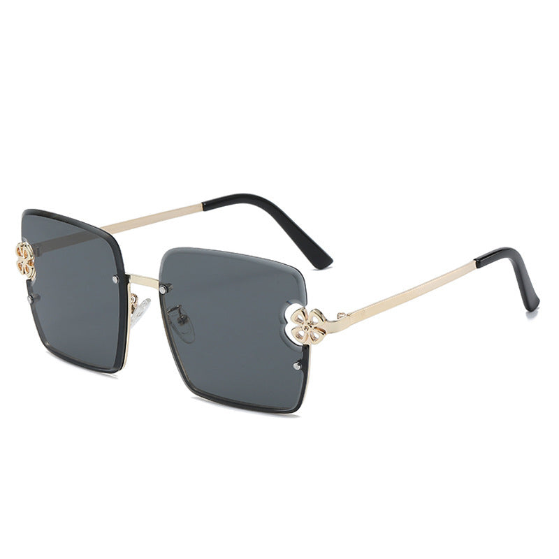 Women square sunglasses with floral design Stornfield