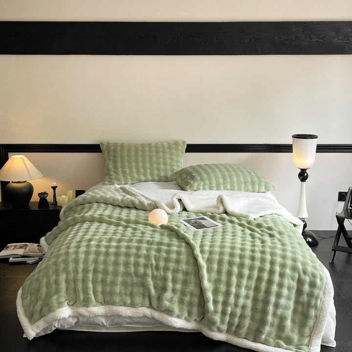 Luxurious Plush Comforter Set