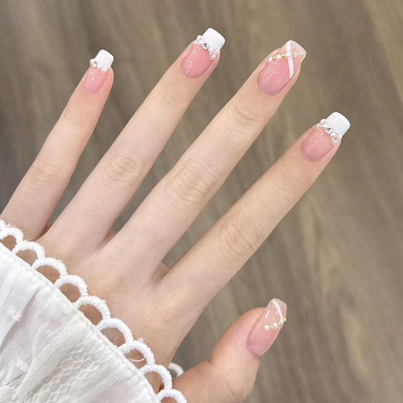 Glamorous artificial nails with heart design Stornfield