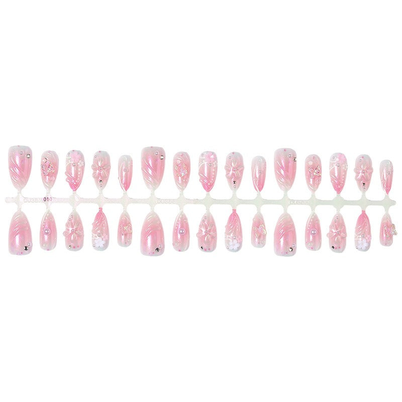 Artificial nails for stylish accents by Stornfield