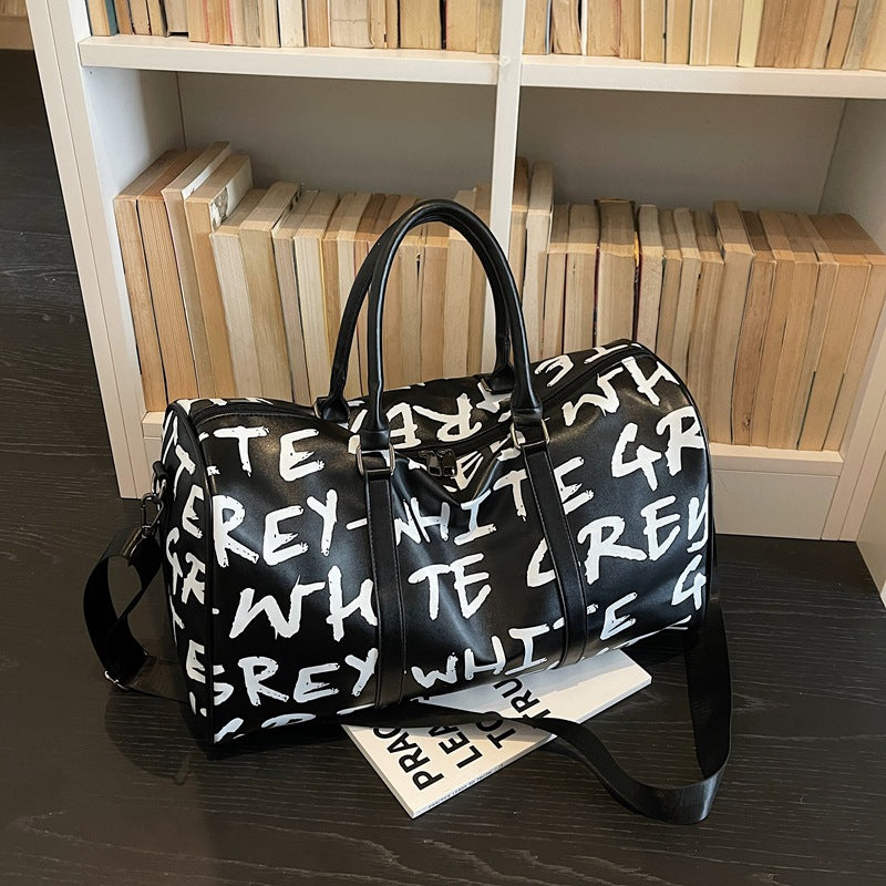 Sporty travel bag with innovative lettering Stornfield