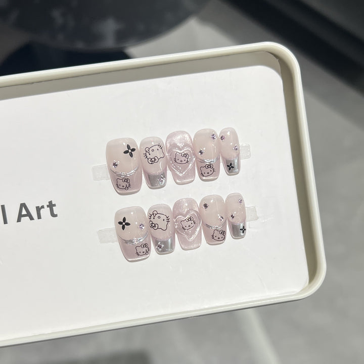 Themed Press-On Nail Art Stornfield