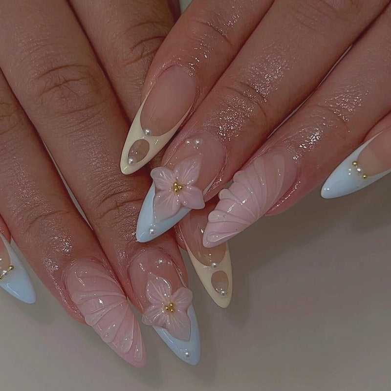 Animal-Inspired Press-On Nail Art Set Stornfield