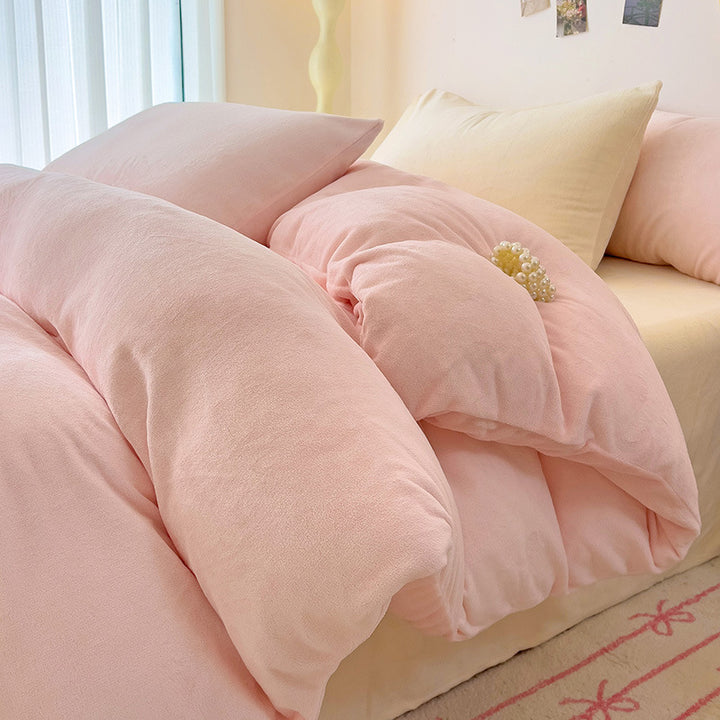 Cozy Striped Bedding Set