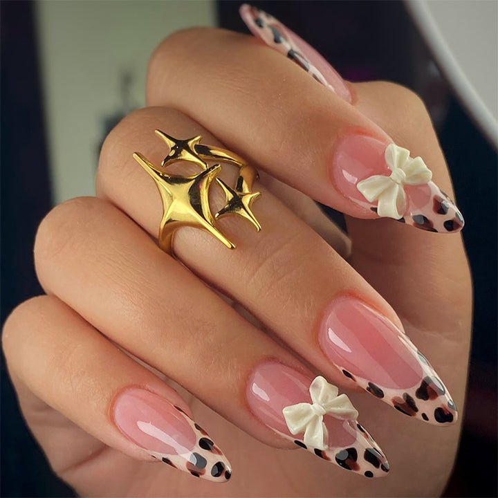 Elegant Animal Print Press-On Nail Set Stornfield