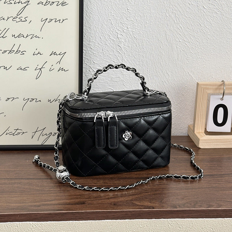 Quilted Chain Strap Handbag