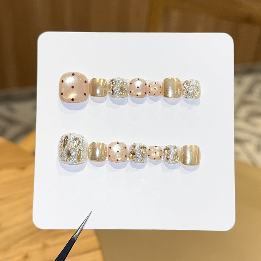 Glittering Nail Tips Stornfield