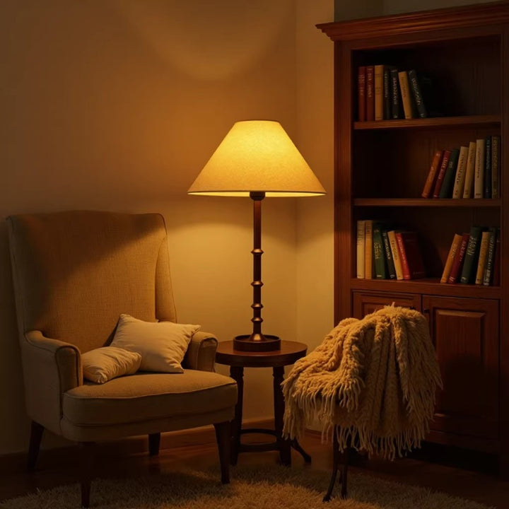 Elegant Table Lamp with Classic Shade Design