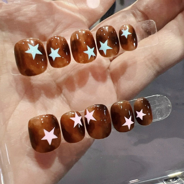 Artistic Press-On Nail Art Kit 1790746113
