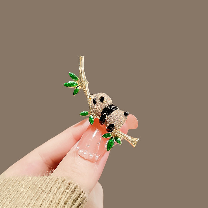 Playful Panda Brooch Stornfield