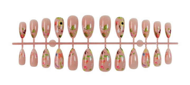 Nail art set with floral designs and elegant shine Stornfield
