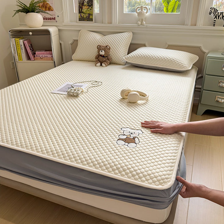 Soft Quilted Bear Print Mattress Protector
