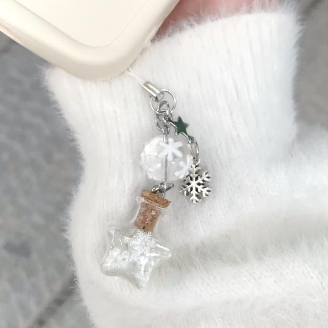 Decorative Snowflake Charm Keychain Stornfield