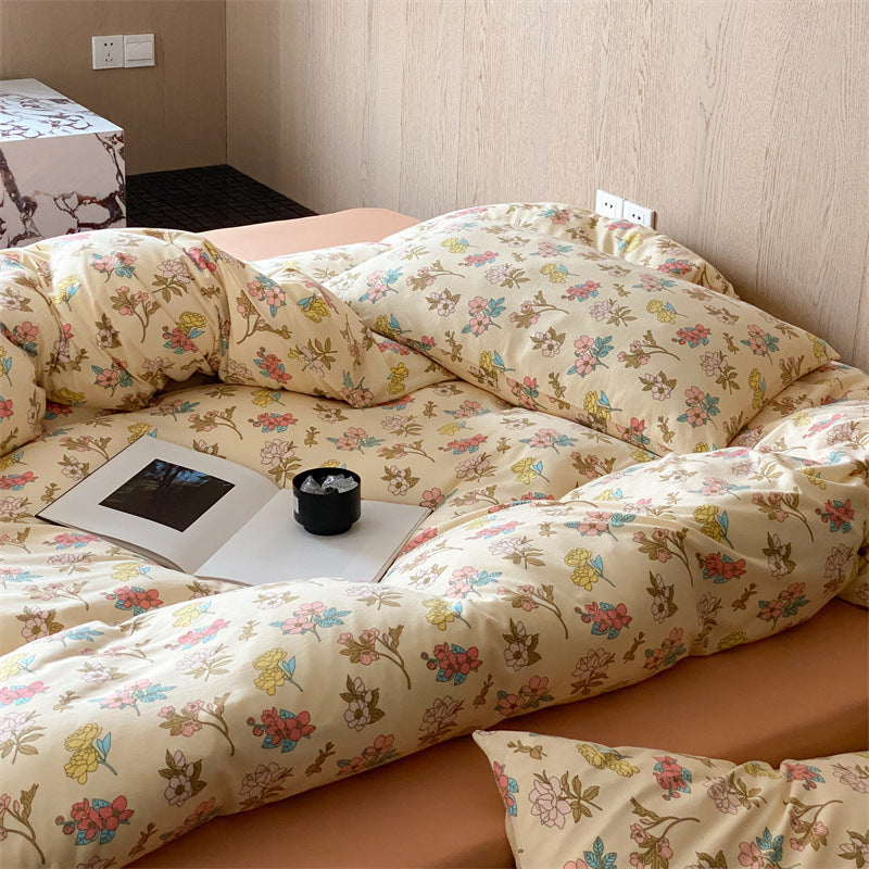 Bedding set made of cotton with delicate botanical print