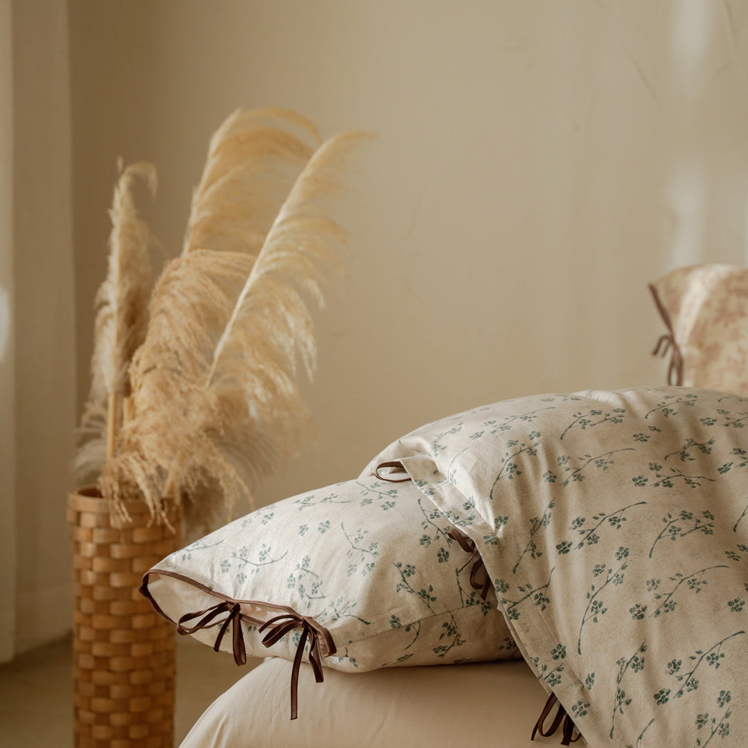 Patchwork Floral Cotton Percale Duvet Cover Set with Button Closure and Corner Ties