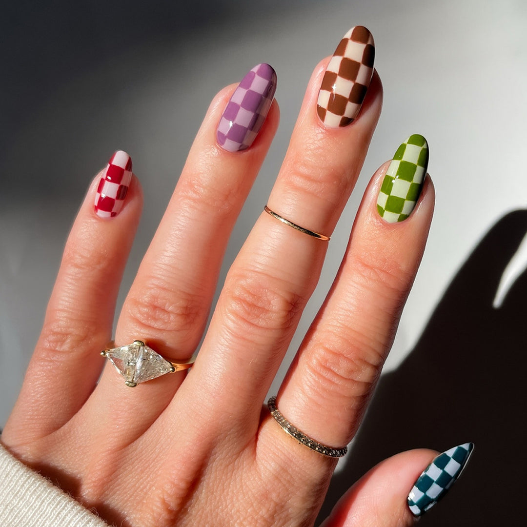 Artificial Nails in Modern Checkerboard Design Stornfield