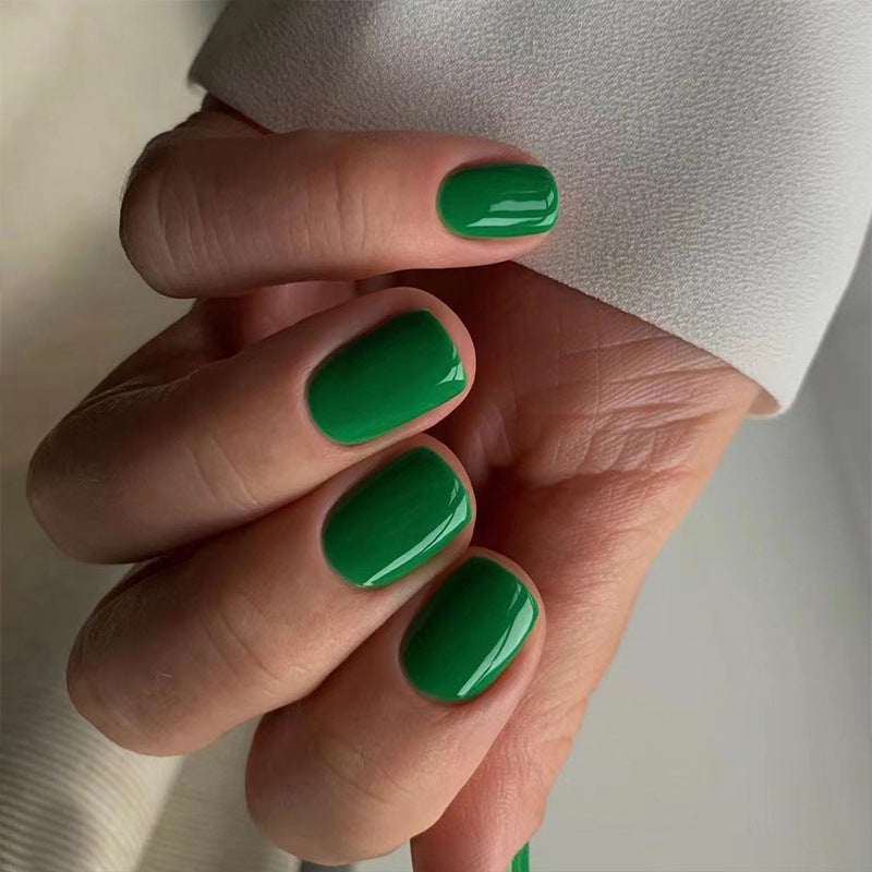 Creative Nail Art with Elegant High Gloss Finish Stornfield