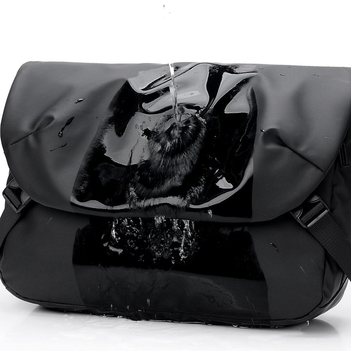Water-Resistant Messenger Bag Stornfield