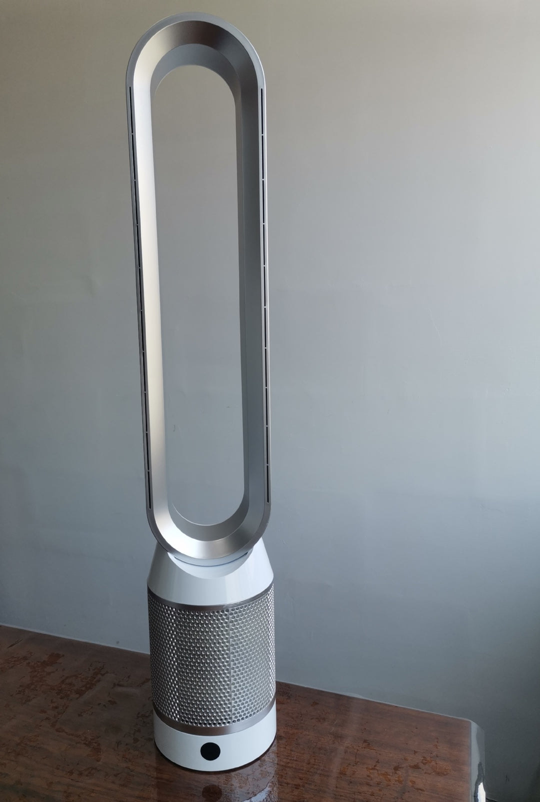 Cooling bladeless tower fan with HEPA air purifier and remote control Stornfield