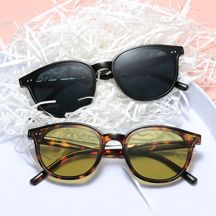 Women's round sunglasses with stylish design and UV protection Stornfield