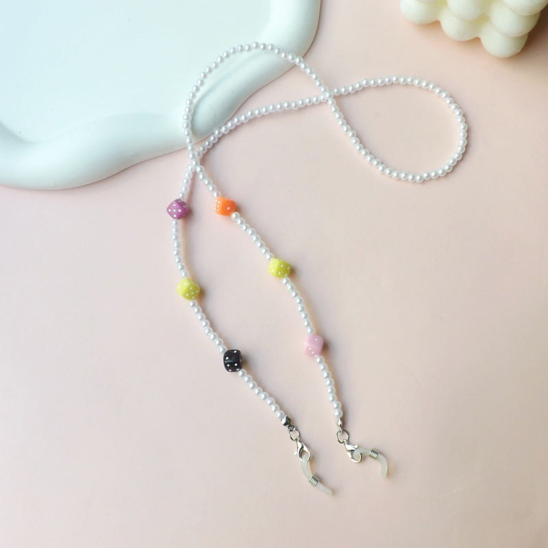 Elegant pearl glasses chain Stornfield