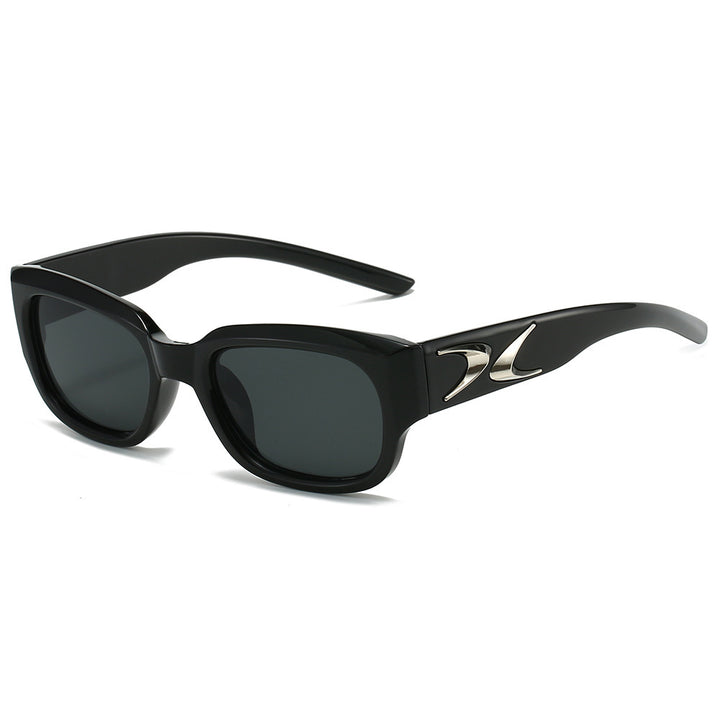 Retro-Inspired Oversized Fashion Sunglasses Stornfield