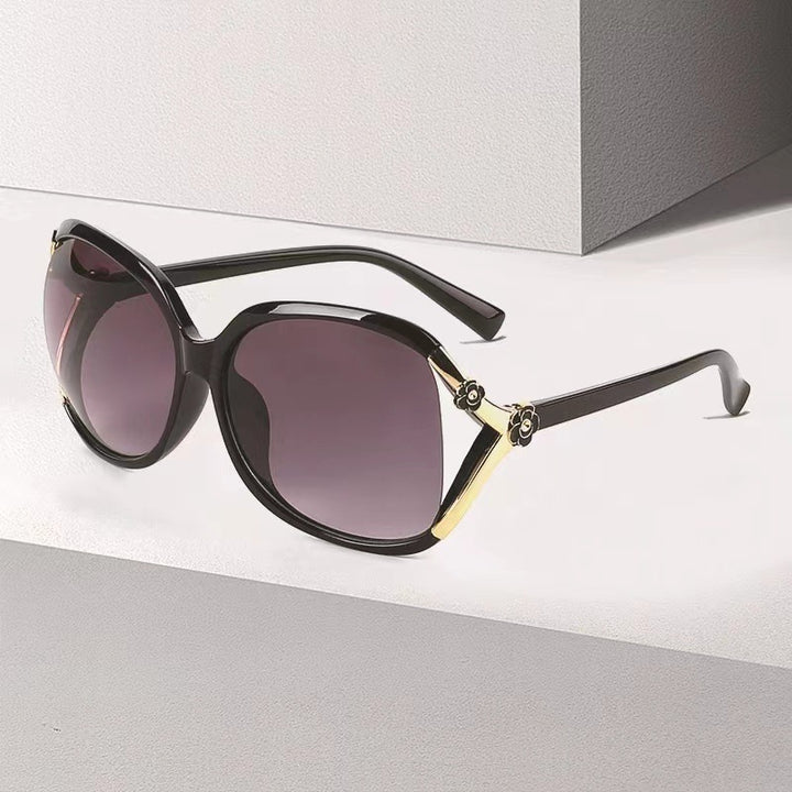 Elegant Oversized Butterfly Sunglasses Stornfield
