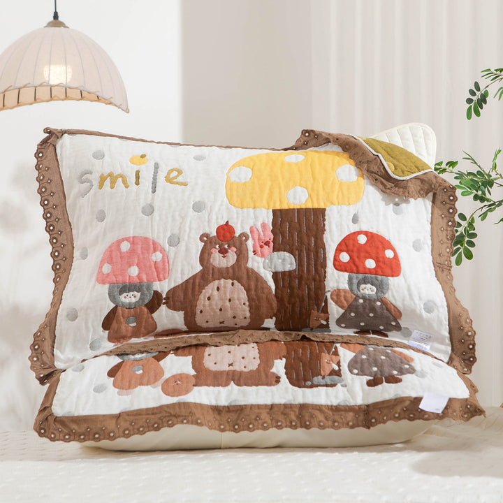 Women's pillow with charming elephant motif and delicate lace edge Stornfield