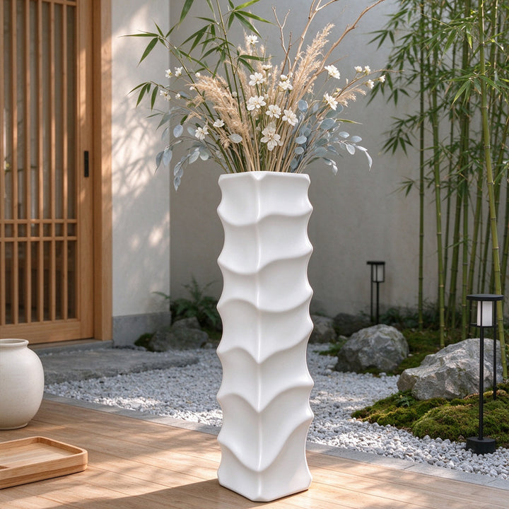 Decorative Slim Wave Vase Stornfeild